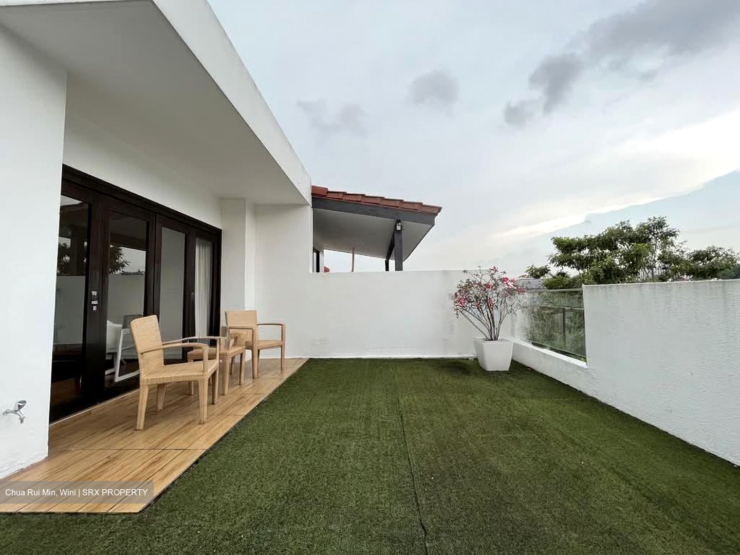 Chuan Green (D19), Terrace #557296891